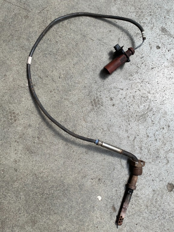 Senzor temperatura gaze Vw/Audi cod 059906088BR
