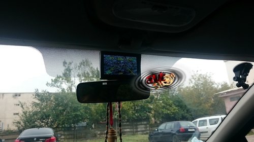 Senzori de parcare cu camera video si monitor