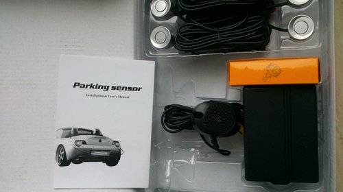 Senzori de parcare cu camera video si monitor auto