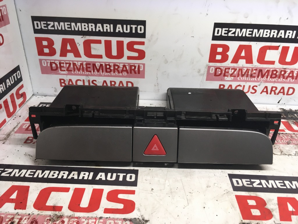 Sertar bord VW Passat B6 cod: 3c0858407