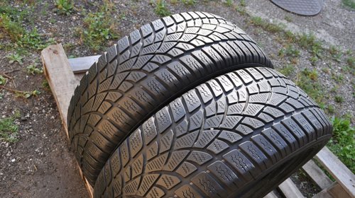 SET 2 Anvelope Iarna 205/50 R17 DUNLOP SP WINTER SPORT 3D 93H