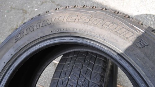 SET 2 Anvelope Iarna 215/60 R17 BRIDGESTONE Blizzak DM V1