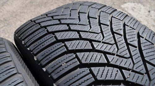 SET 2 Anvelope Iarna 225/45 R17 CONTINENTAL ContiWinterContact TS850 94V - XL