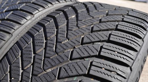 SET 2 Anvelope Iarna 225/45 R17 CONTINENTAL ContiWinterContact TS850 94V - XL