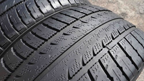 SET 2 Anvelope Iarna 225/50 R16 KUMHO SOLUS VIER 92V