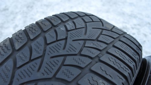 SET 2 Anvelope Iarna 225/55 R17 DUNLOP SP WINTER SPORT 3D DSST 97H - RUNFLAT