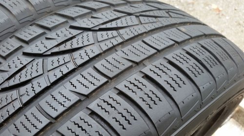 SET 2 Anvelope Iarna 225/55 R18 HANKOOK WINTER ICEPT EVO 102V