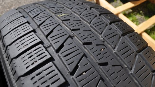 SET 2 Anvelope Iarna 255/55 R18 PIRELLI SCORPION ICE & SNOW 109H