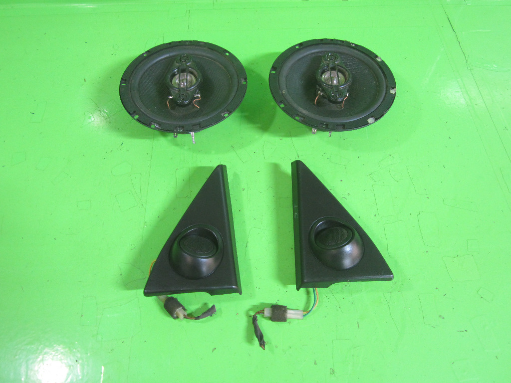 SET 2 BOXE / DIFUZOARE + 2 TWITER SSANGY