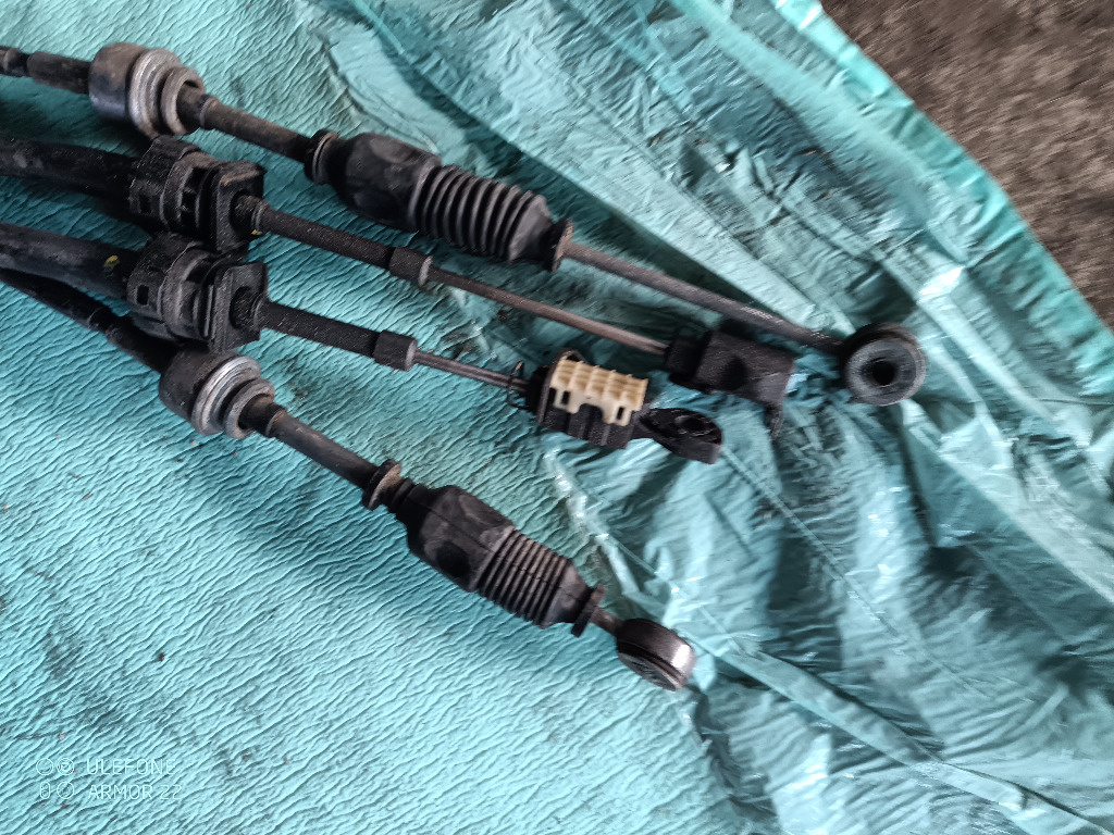 SET 2 SUFE SCHIMBATOR CUTIE VITEZE TIMONERIE 6+1 2.0 / 2.2 DIESEL CABLURI 2003 2004 2005 2006 2007 2008