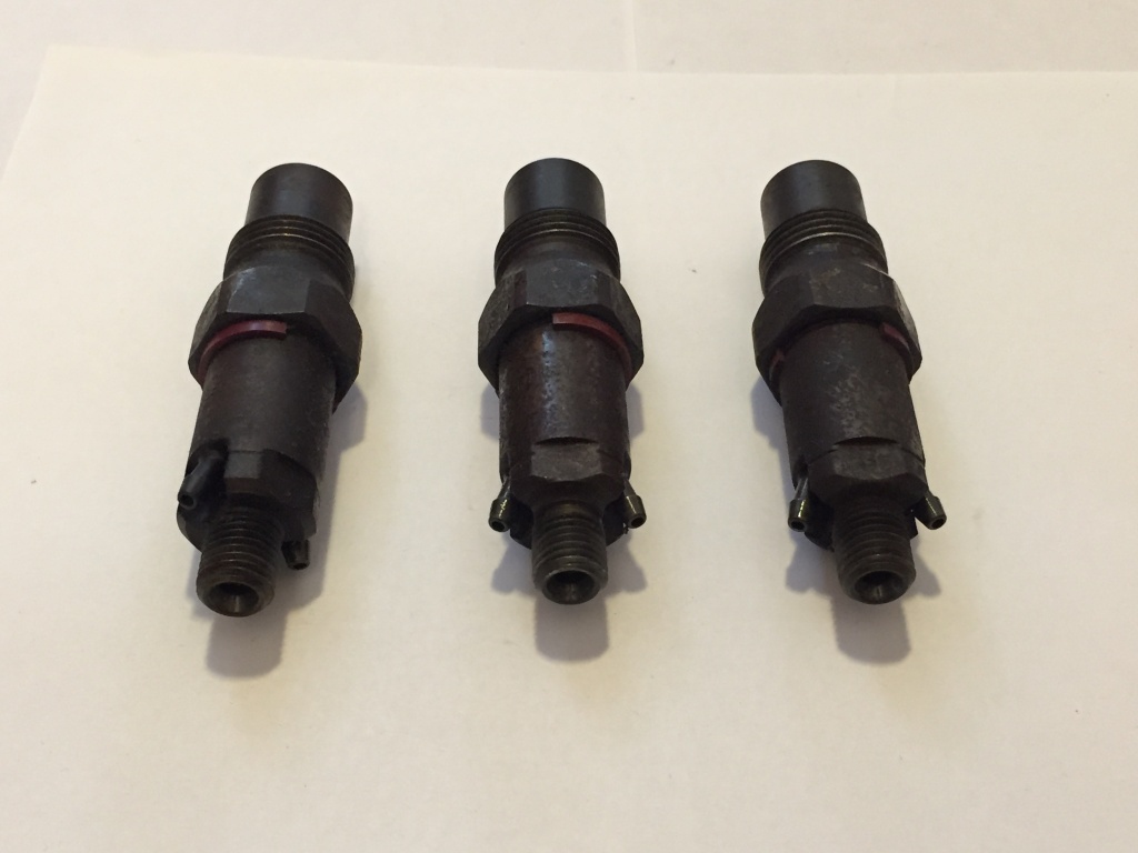 Set 3 Injectoare Ford Mondeo 2 MK2 II 1.