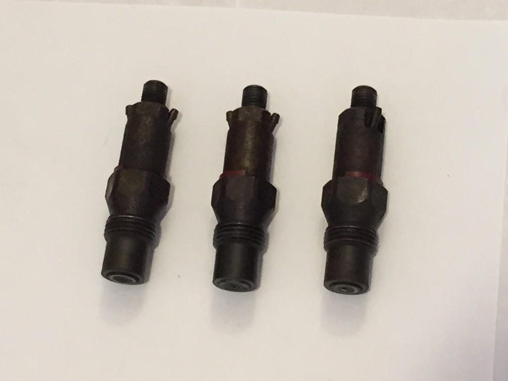 Set 3 Injectoare Ford Mondeo 2 MK2 II 1.