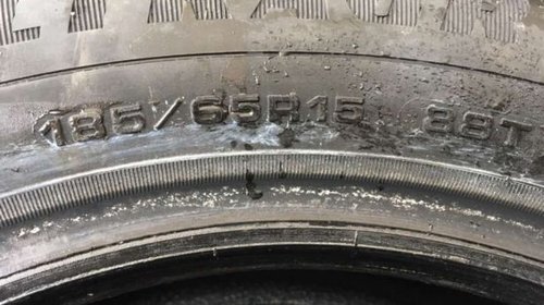 Set 4 Anvelope 185/65/15 iarna Goodyear Ultra Grip 9