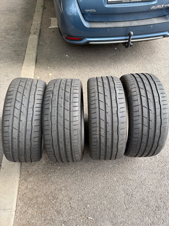 Set 4 anvelope Hankook iON EVO 235 40 R1