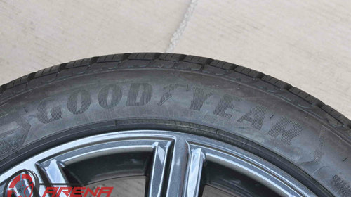 Set 4 Anvelope Iarna 18 inch GoodYear UltraGrip 8 Performance 245/45 R18 Runflat Noi