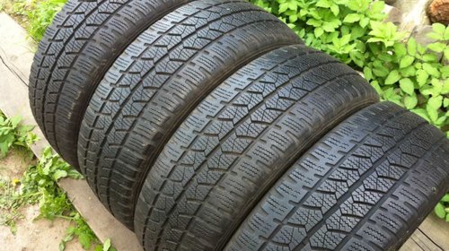 SET 4 Anvelope Iarna 195/60 R16C SEMPERIT VANGRIP 99/97T