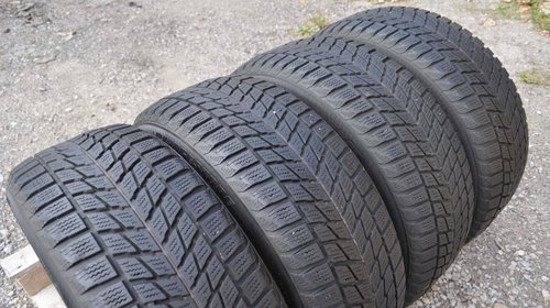 SET 4 Anvelope Iarna 205/55 R16 BRIDGESTONE BLIZZAK LM22 91H - Runflat