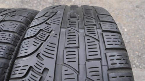 SET 4 Anvelope Iarna 205/60 R16 PIRELLI SOTTOZERO WINTER 210 96H