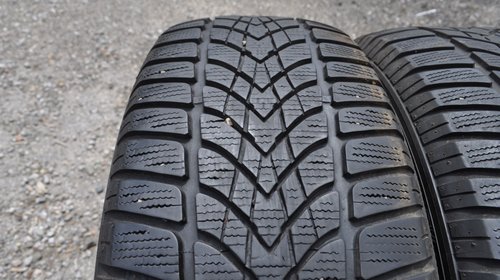 SET 4 Anvelope Iarna 215/60 R16 DUNLOP SP WINTER SPORT 4D 95H