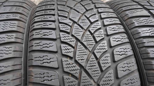 SET 4 Anvelope Iarna 225/45 R17 DUNLOP SP WINTER SPORT 3D 91H