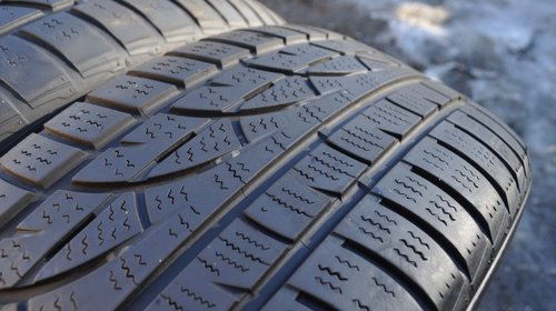 SET 4 Anvelope Iarna 225/50 R17 HANKOOK WINTER ICEPT EVO 98H