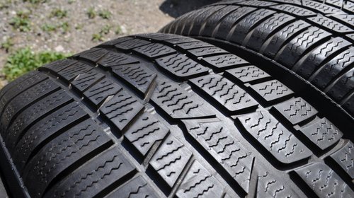 SET 4 Anvelope Iarna 225/55 R17 CONTINENTAL ContiWintercontact TS830P