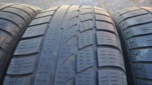 SET 4 Anvelope Iarna 225/60 R17 HANKOOK ICEBEAR W300 99H