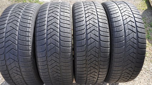 SET 4 Anvelope Iarna 235/55 R19 PIRELLI SCORP