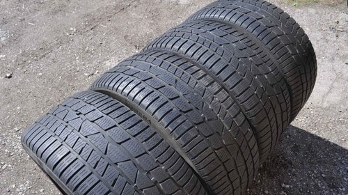 SET 4 Anvelope Iarna 245/40 R18 CONTINENTAL ContiWinterContact TS830P 97V - XL