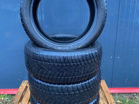 Set 4 anvelope iarna Dunlop 255 45 R20, dot 11.2013, 4.43mm
