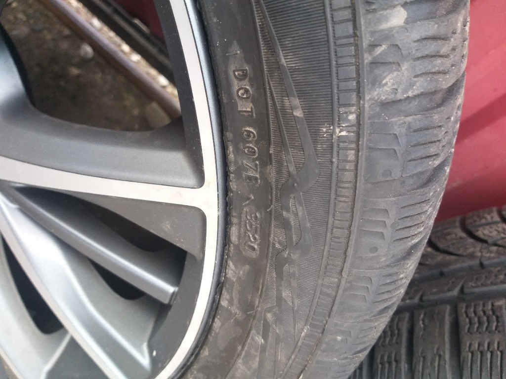 Set 4 Anvelope Iarna Nokian WR A4 255 40