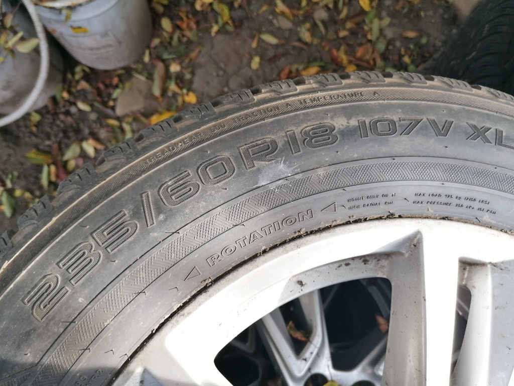 Set 4 Anvelope Iarna Nokian WR SUV 235 6