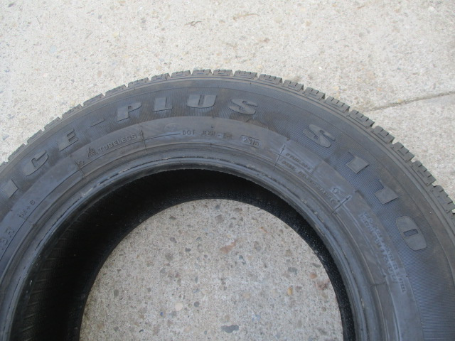 SET 4 ANVELOPE R16 TRACMAX ICE-PLUS S110