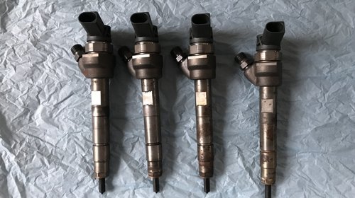 Set 4 buc injectoare BMW E93 2.0 d din 2011 N47D20C 0445110478 781070202