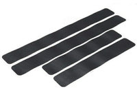 Set 4 bucati protectie praguri Carbon 3D Universal culoare neagra AVX-PROT01