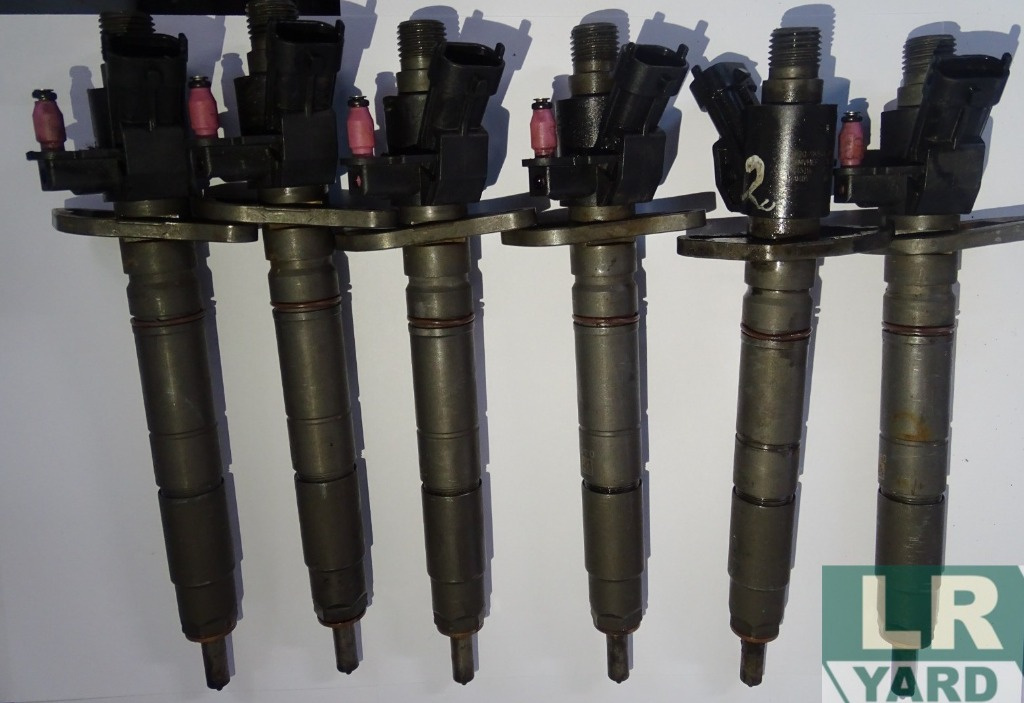 Set 6 injectoare motor 3.0 TDV6 Discovery 4 / Range Rover Sport / service / piese / dezmembrari /