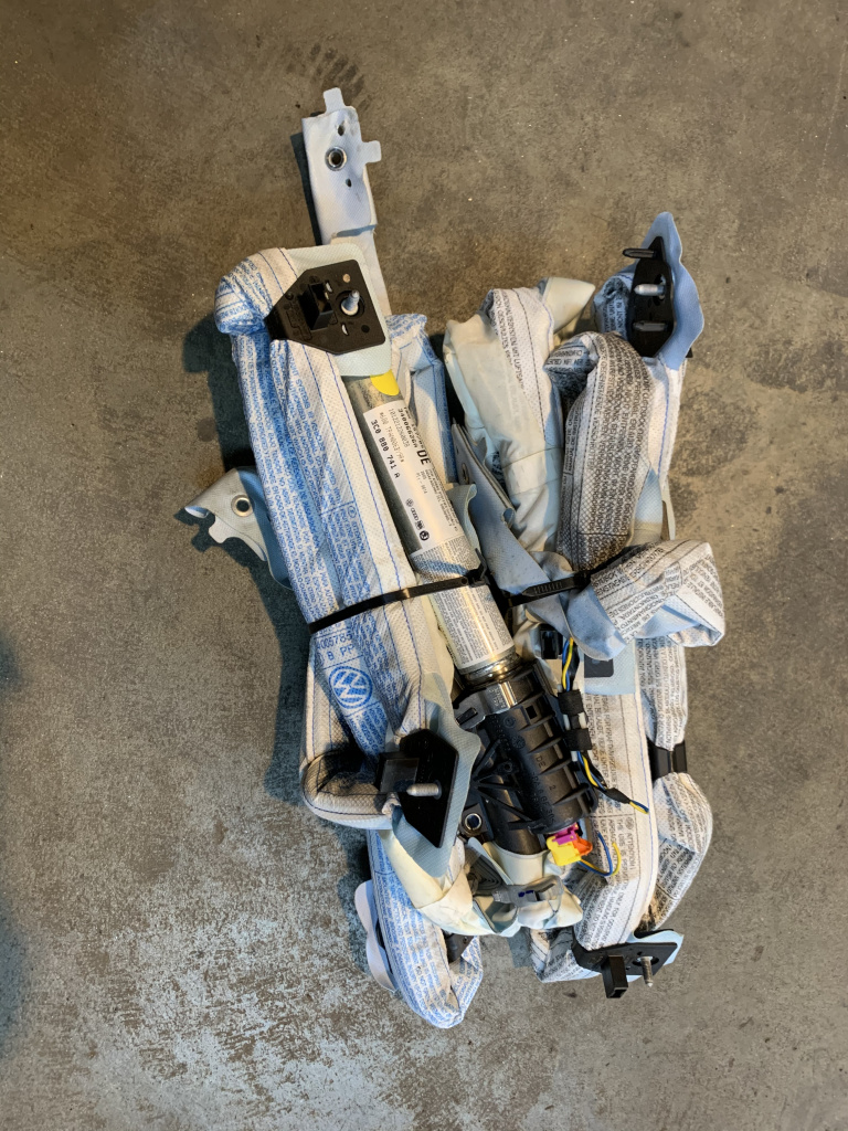 Set Airbag-uri Volkswagen Passat B6 Cortina
