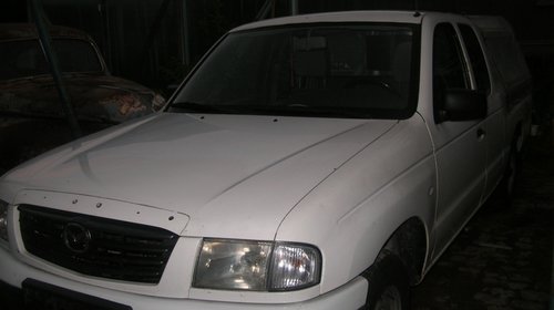 Set ambreiaj Mazda B2500, volanta, placa presiune, disc ambreiaj