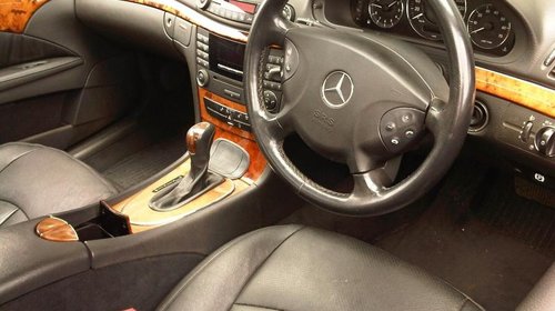 Set amortizoare fata Mercedes E-CLASS W211 2004 berlin 2.2