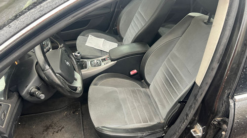 Set amortizoare fata Renault Laguna 3 2013 Combi 2.0dci