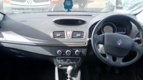 Set amortizoare fata Renault Megane 2010 Hatchback 1.5 DCI