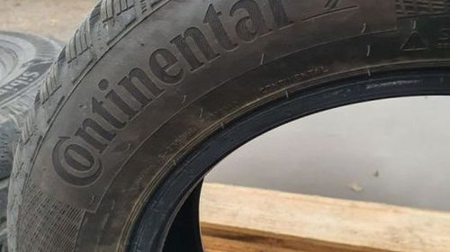 Set Anvelope iarna Continental 185/65 R15