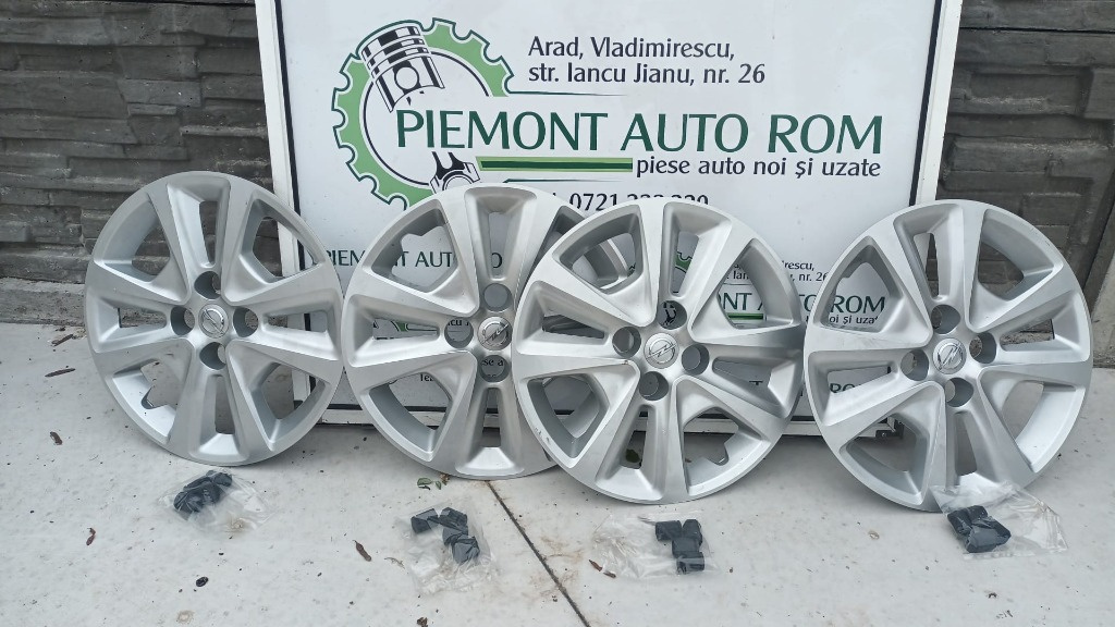 Set capace roti Opel R15 in 4 gauri noi originale