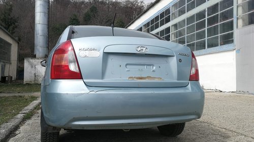 Set discuri frana spate Hyundai Accent 2008 berlina 1.4 benzina