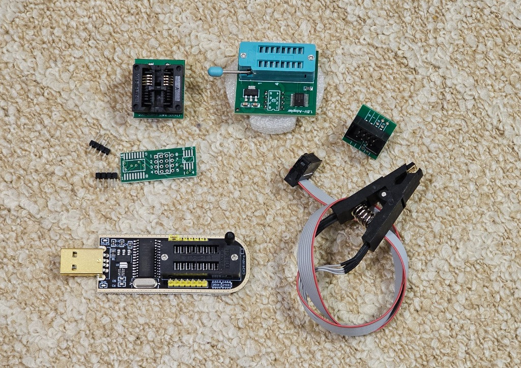Set EEPROM si programator Flash pe CH341A, USB, 5 V
