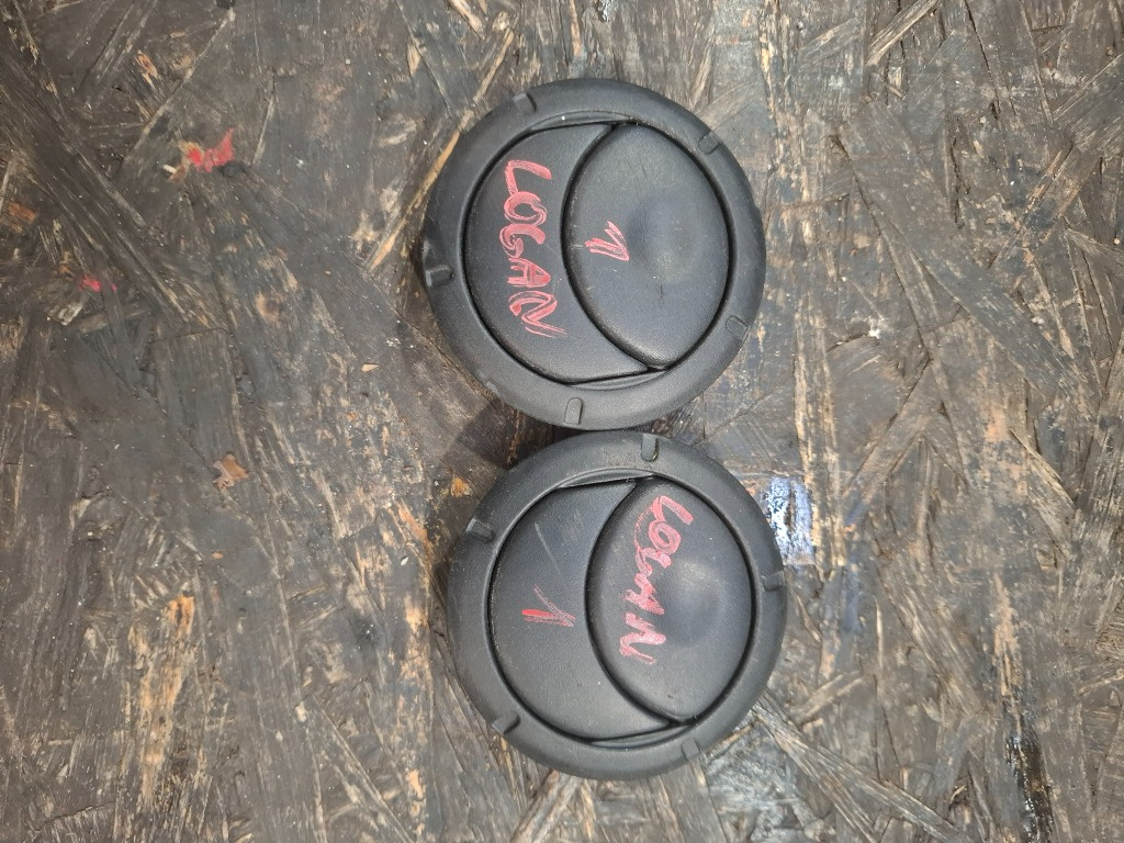 Set guri ventilatie bord Dacia Logan 1 - imagine 1