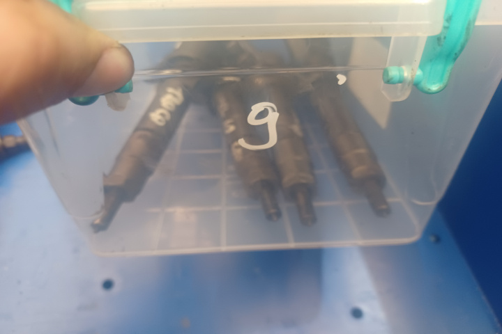 Set injectoare 0445110002 1.9 JTD 2.4 JT