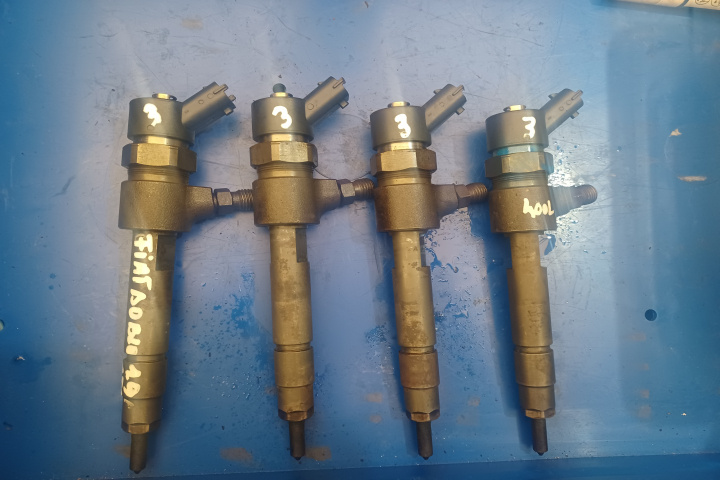 Set injectoare 0445110119 1.9 JTD MX1253 Fiat Doblo [facelift] [2005 - 2009]