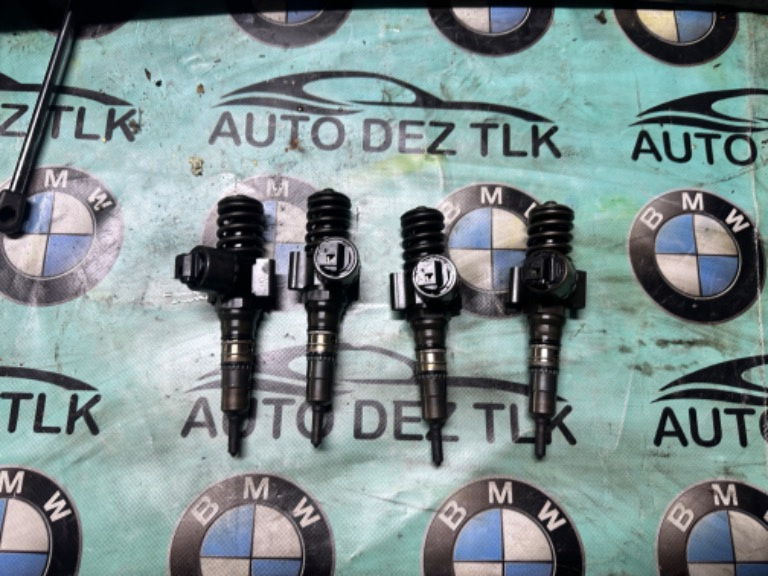 Set Injectoare Audi A3 2.0 tdi BKD 03G130073G