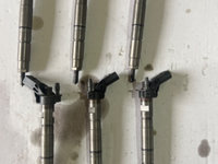 Set Injectoare injector Audi A4 B8 A5 A6 C6 Q7 Motor 2.7 3.0 Diesel cod 059130277 AP 0445116008 CAM CAS CAN